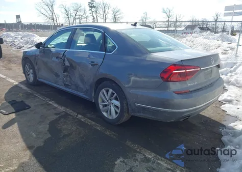 2018 Volkswagen Passat 2.0T Se из США, поврежденный, VIN 1VWBA7A35JC042460